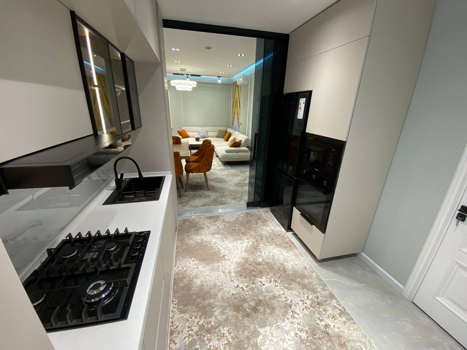 Своя  Продается Квартира Новостиройка 3/2/10 Яккасарой Жк Cty Mall /