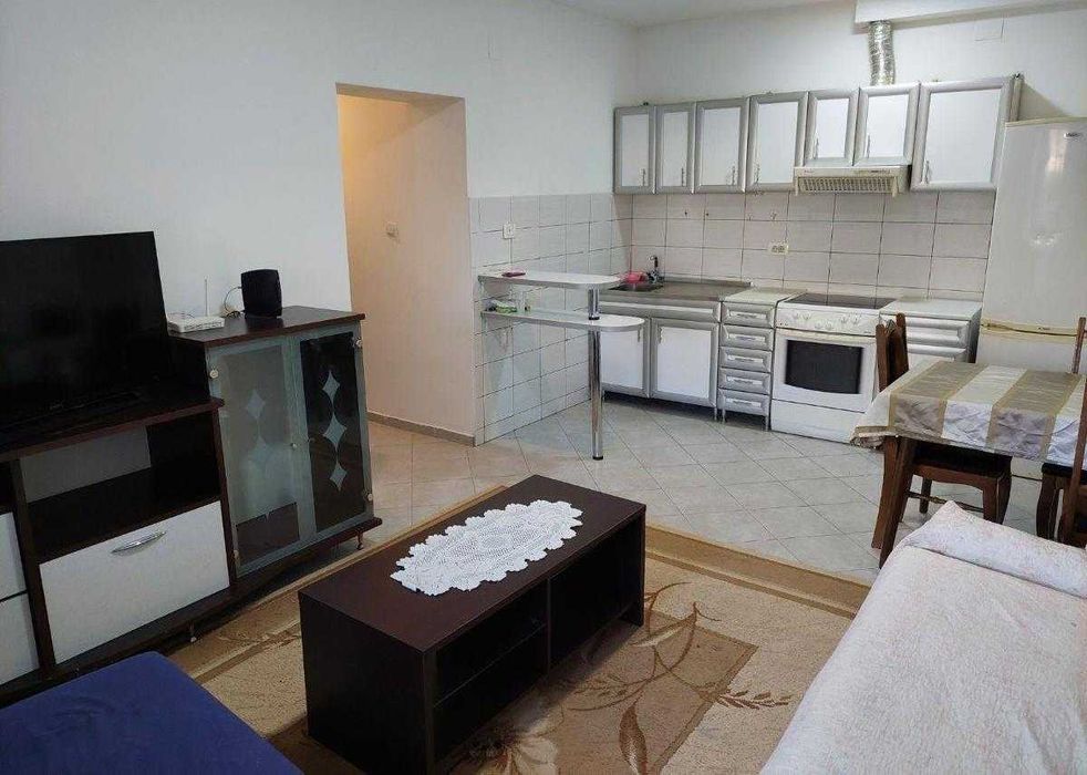 Двустаен имот в кв.Обеля 2