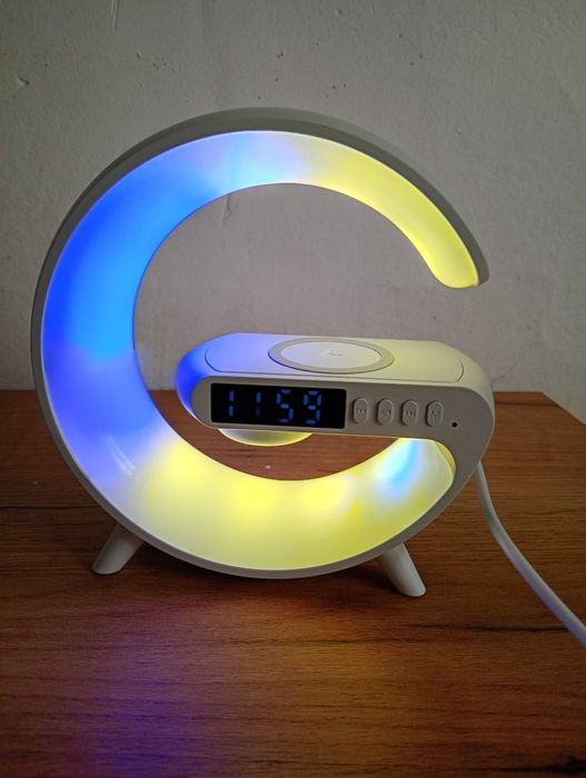 Vând mini lampă cu încărcare wireless