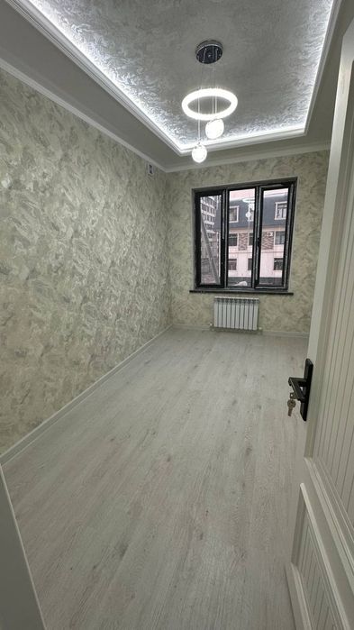 2 etajli Uchastka sotiladi 1,5 sotix