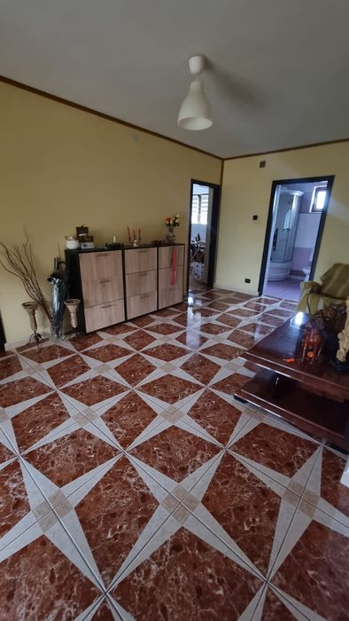 Casa P+M localitatea Branistea - Titu Dambovita la 60 km de Bucuresti si 30 km de Targoviste