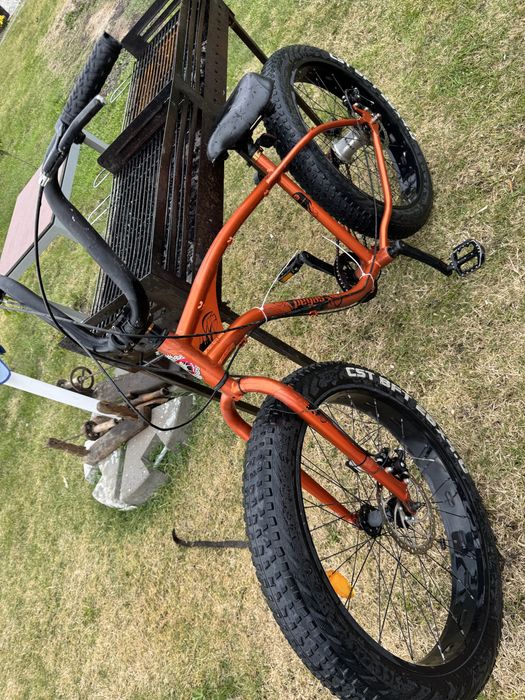 Pachet 4 bucati 2 biciclete 1 banda electrica nou si 1 bicicleta fitne