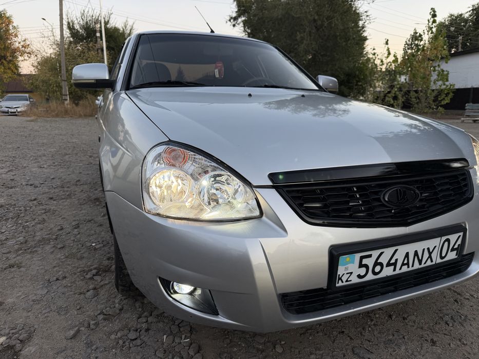 Продам авто приора 2013 газ бензин