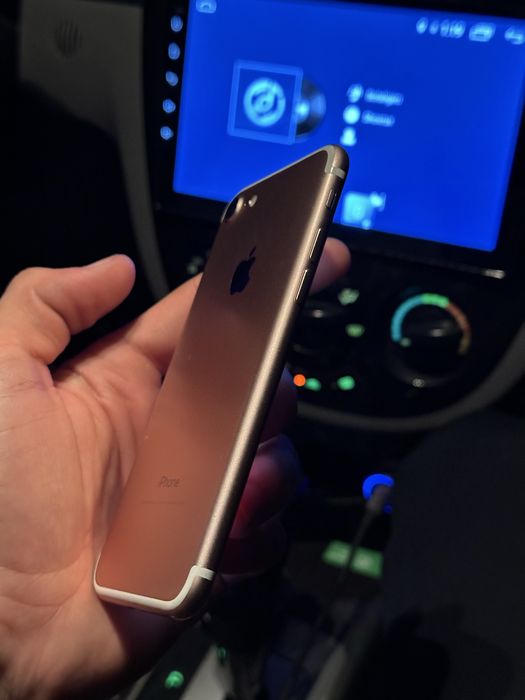 Iphone 7              .