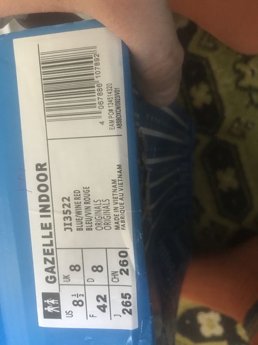 Кроссовки adidas gazelle