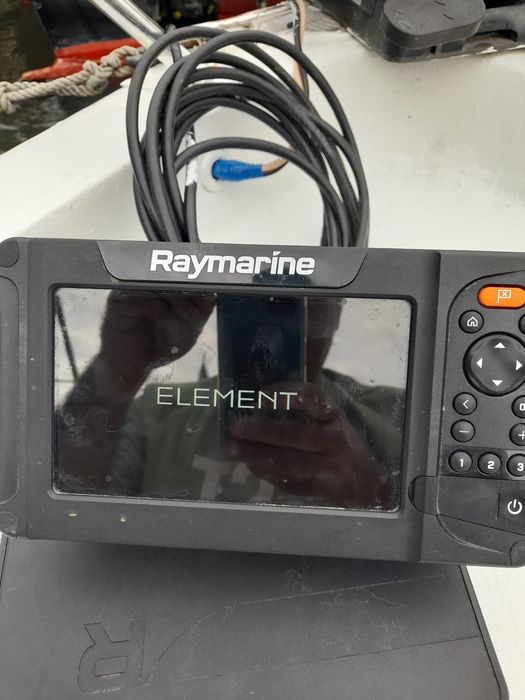 Sonar Raymarine Element 7