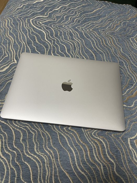 MacBook Air 13 I5