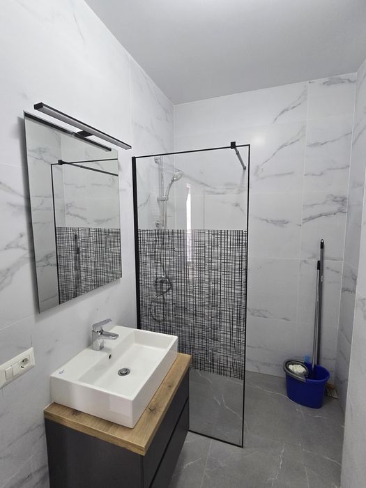 Apartament de închiriat