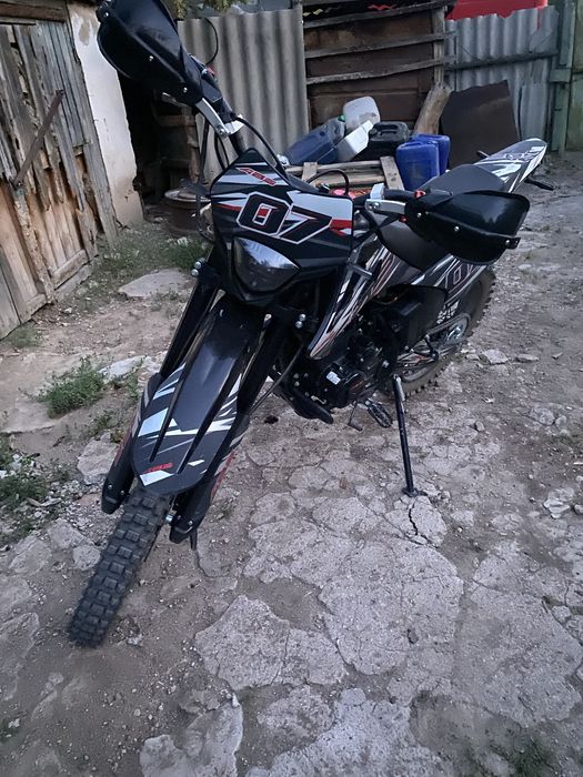Продам Эндуро 300 кубов
