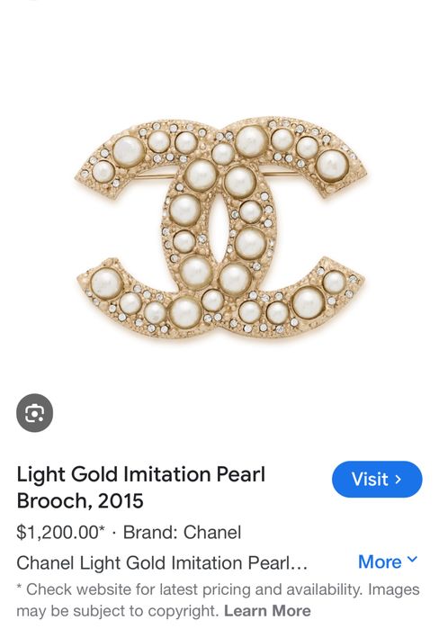 Бутикови брошки Chanel