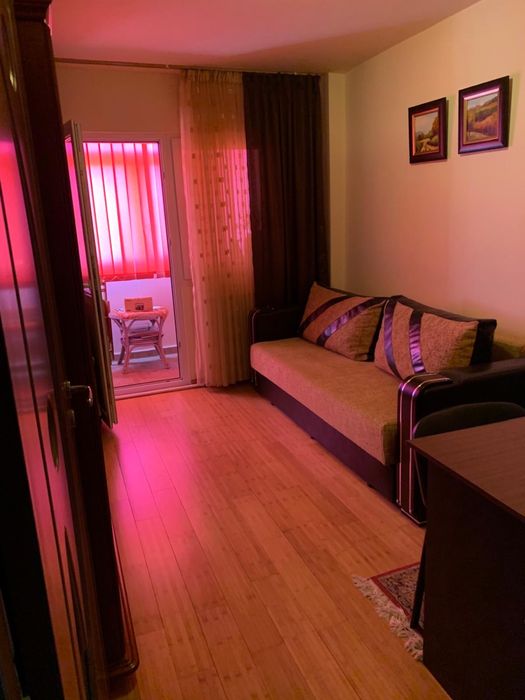 Apartament 3 camere decomandat- Zona centrala- 65mp- Calarasi