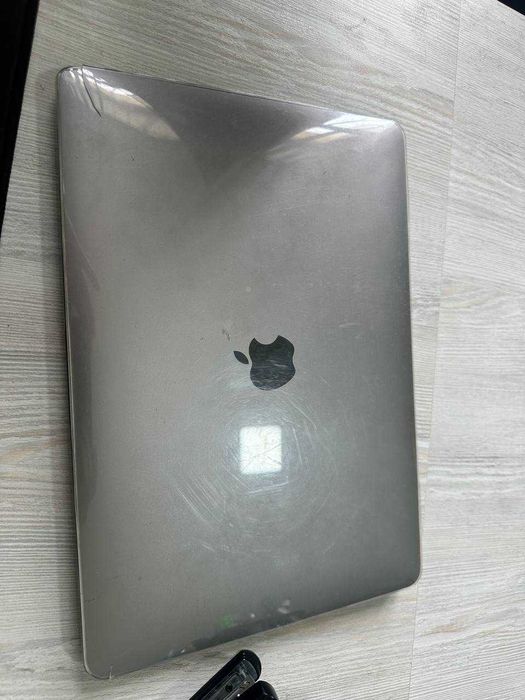 MacBook PRO 2017год. A1708 Retina. Core i5. 8GB. 128GB