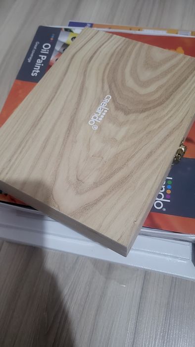 Маслени, акварелни бои. Пана за рисуване