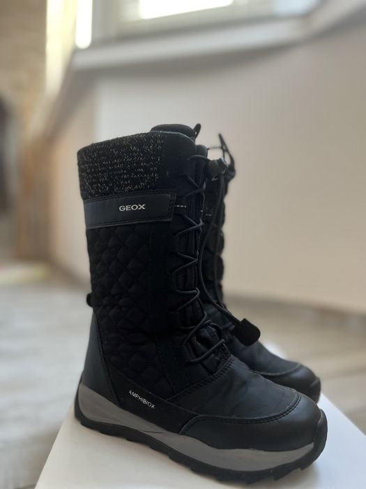 Зимни ботуши за момиче GEOX