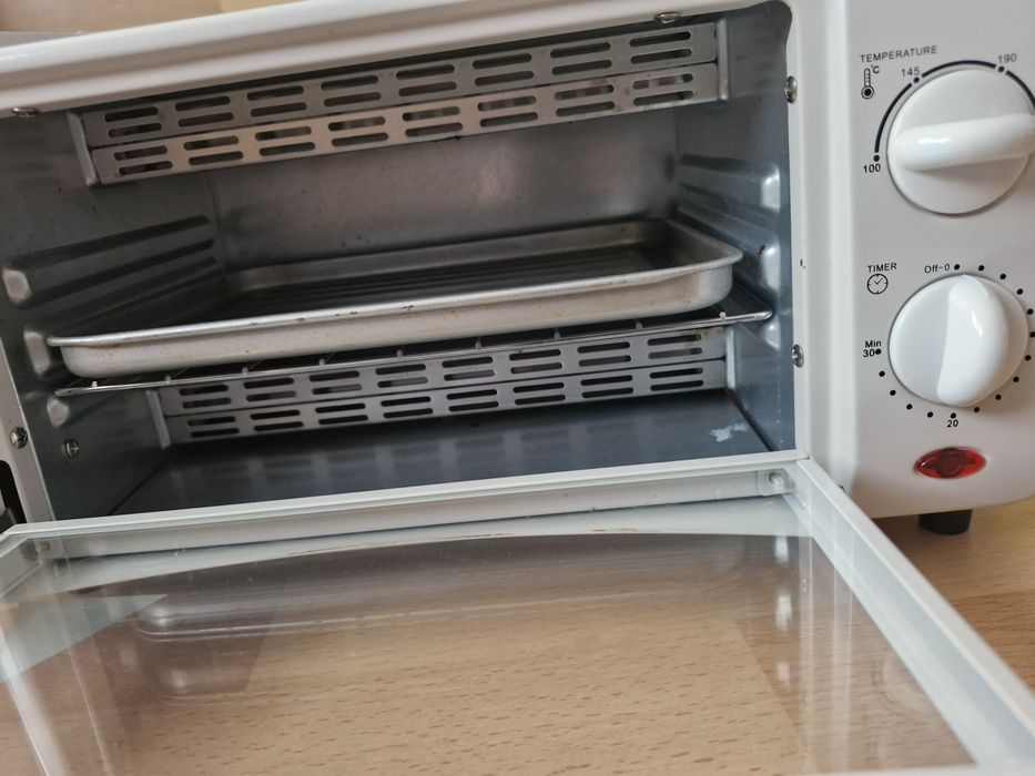 Мини фурна Crown