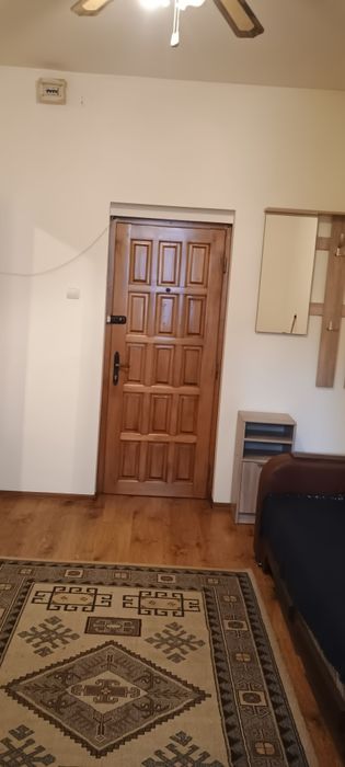 Particular! Vind garsonieră!