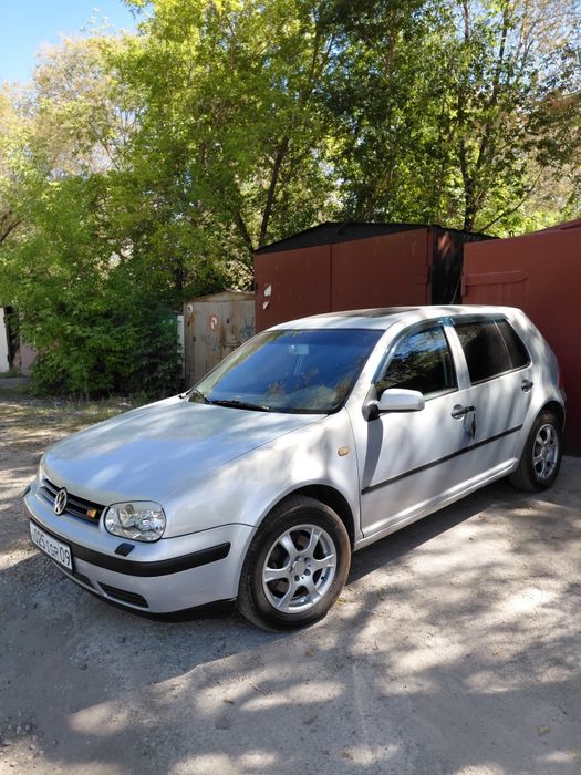 Volkswagen golf 4