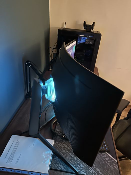 Monitor Samsung Odyssey G7 2k, 244 hz 32”