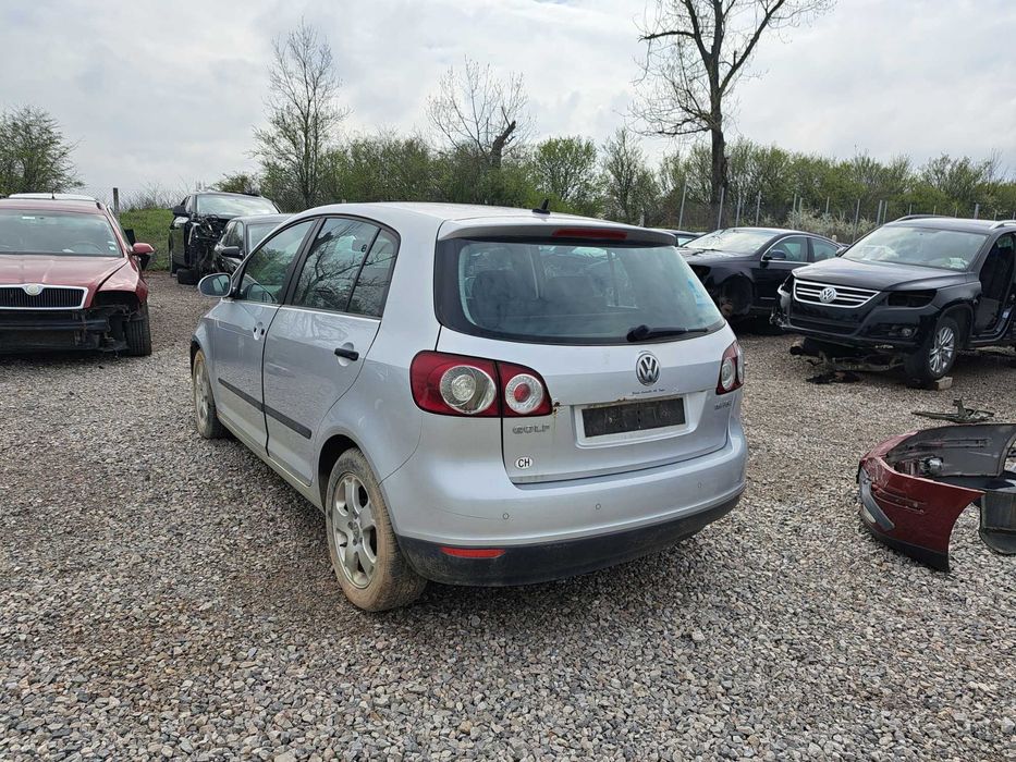 Продавам VW golf V Plus, 1,6fsi автоматик на части, София