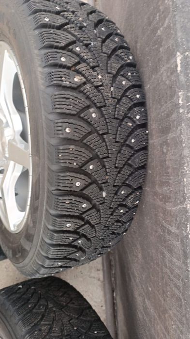 Продам колеса с дисками зимние