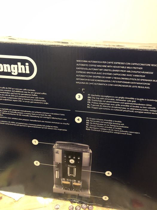 Delonghi Magnifica S Nou a fost facut 2 cafele de proba