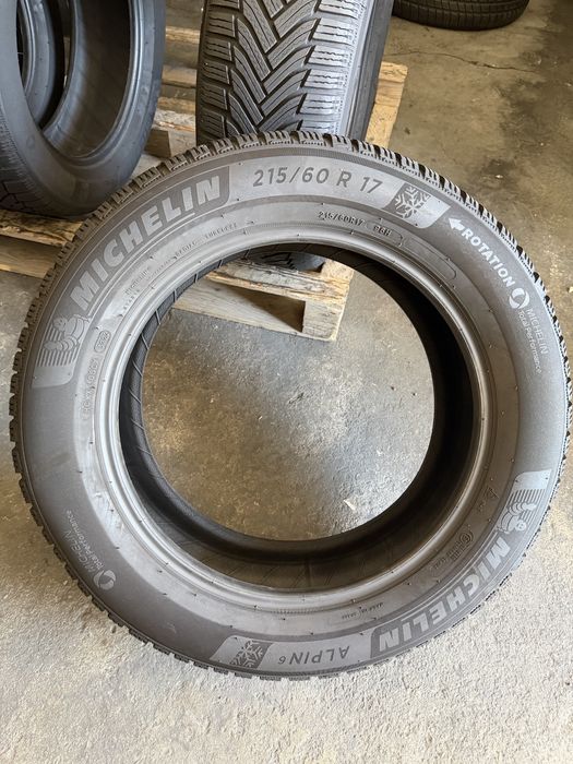 4 anvelope iarna 215/60/17 Michelin 6.5-6.8 mm!