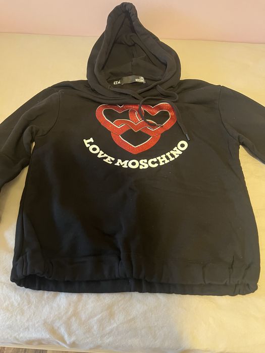 Дамски сутчър на Love moschino s