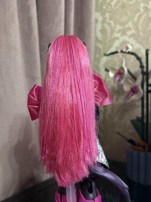 продам куклу monster high