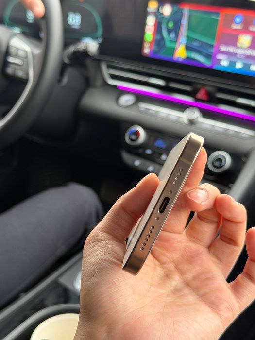 Продам iPhone 16 Pro Max, 256 ГБ, Gold