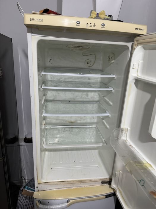 Холодильник samsung