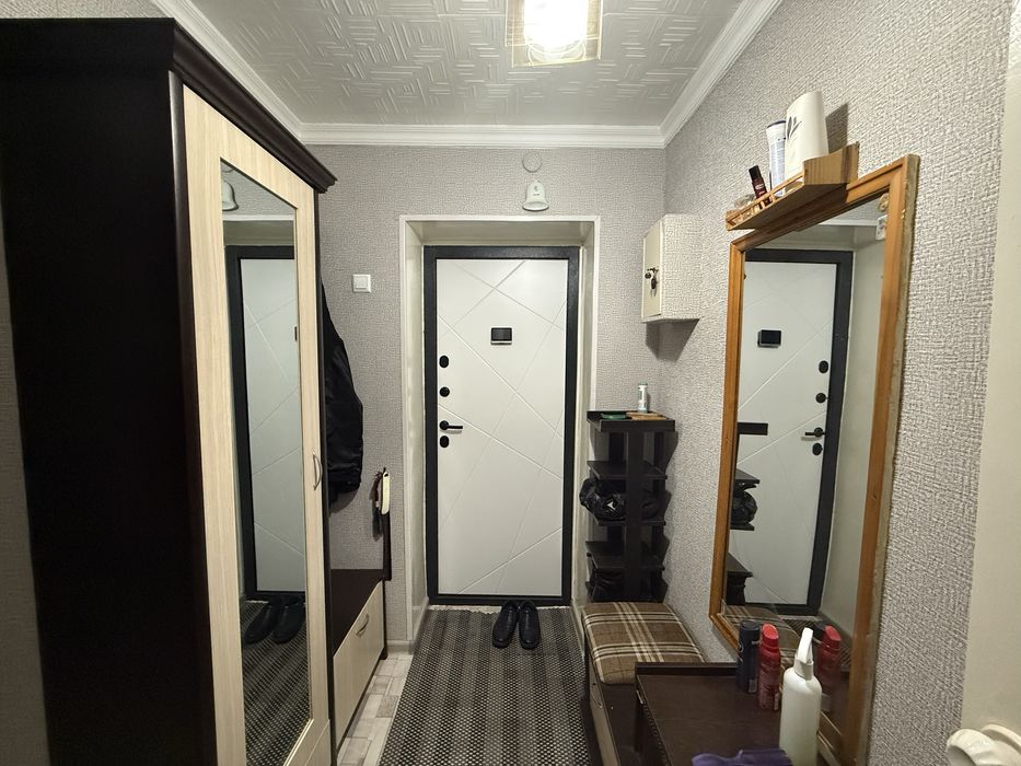 СРОЧНО !! Продается квартира в Яшнабаде 3/3/5 ( 68 кв/м ) Авиасозлар 3