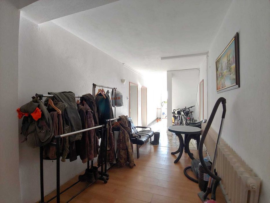 Продава се Къща в с. Кошарица, Област Бургас - 350 кв.м за 658 €/кв.м - Снимка #2