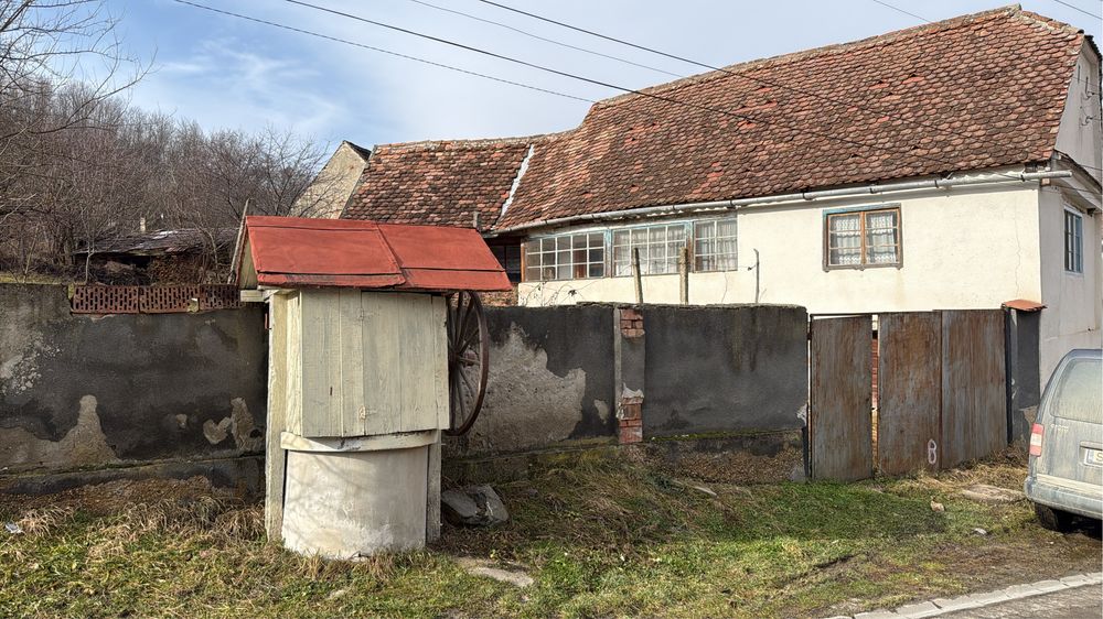 Vand casa in satul Aciliu