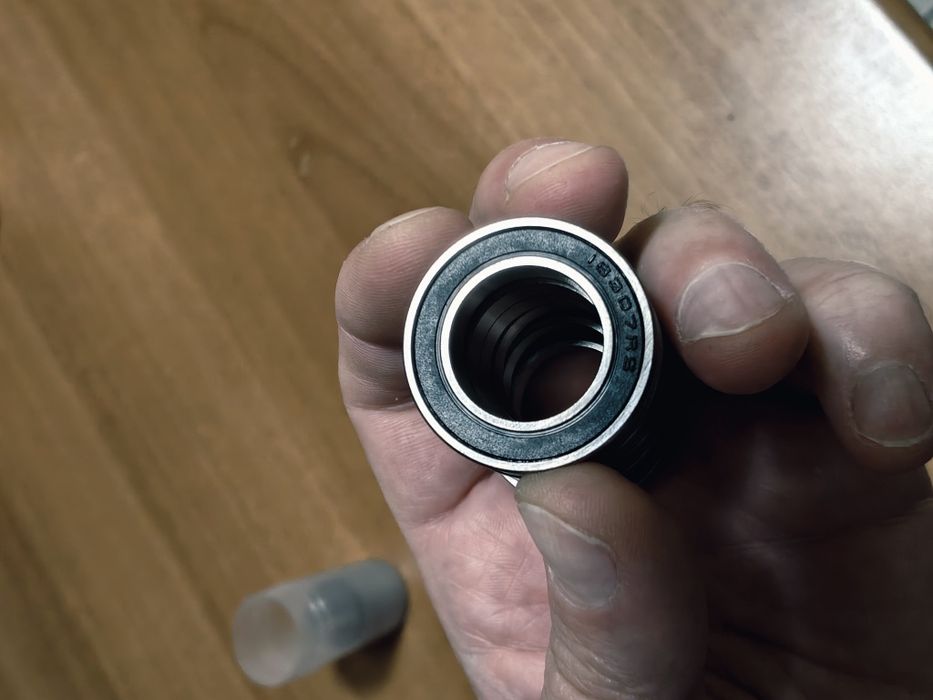 Rulmenți roata bicicleta 18307RS 18X30X7 Fulcrum/DT Swiss/Bontrager