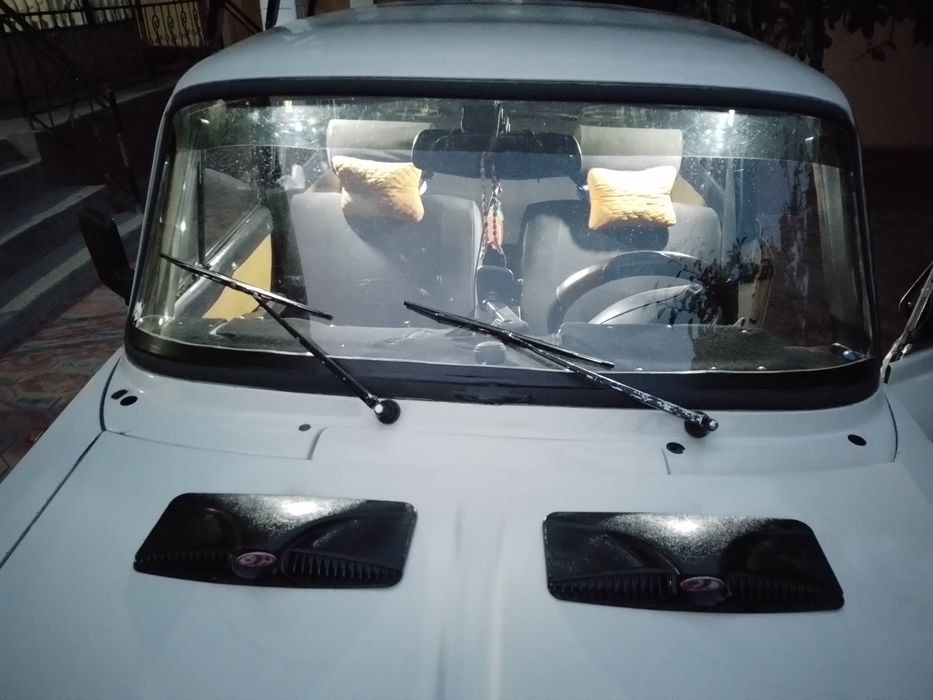 Moskuvich moshina sotiladi