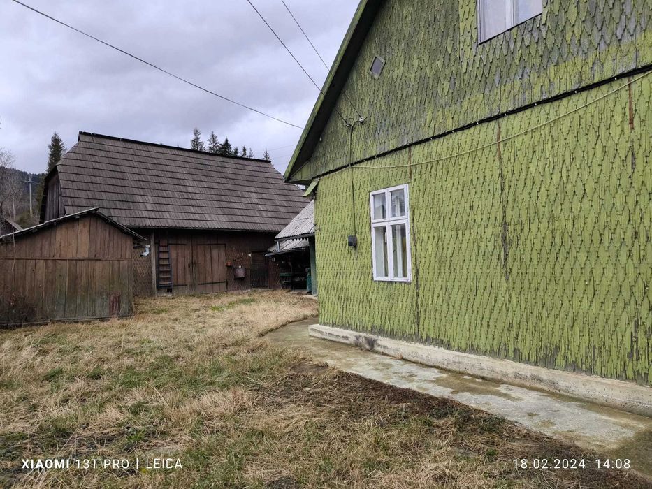 Vand casa si teren Putna