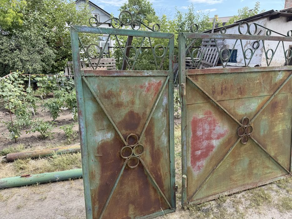 Продам ворота с калиткой