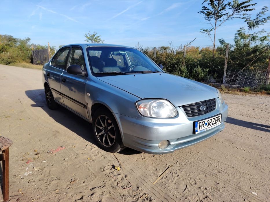 HYUNDAI Accent 2004 — imagine 2