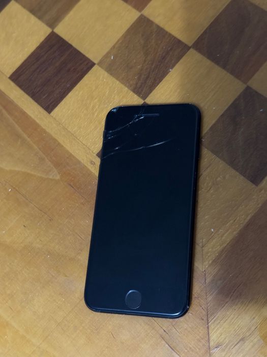 iPhone SE 2022 iPhone