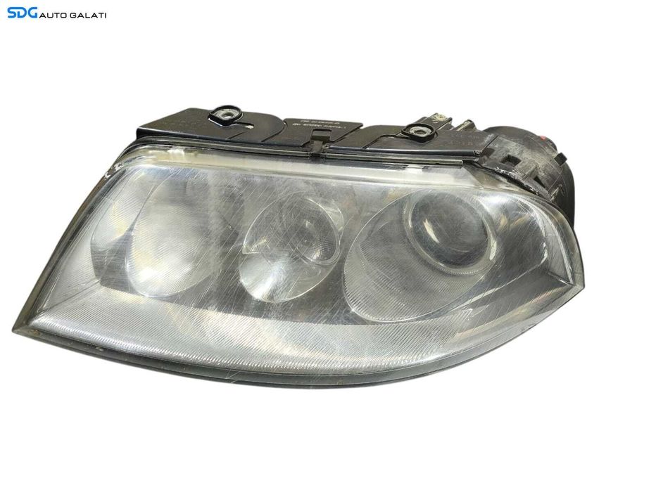 Far Stanga cu Lupa si Xenon EUROPA Volkswagen Passat B5.5 2001 - 2005 Cod 1EL008340-07 [LR1619]