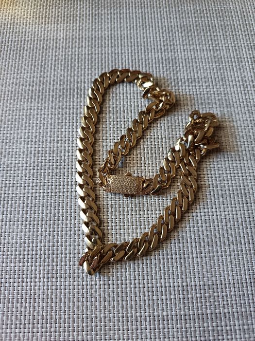 Vând lănțișor din aur de 14 k