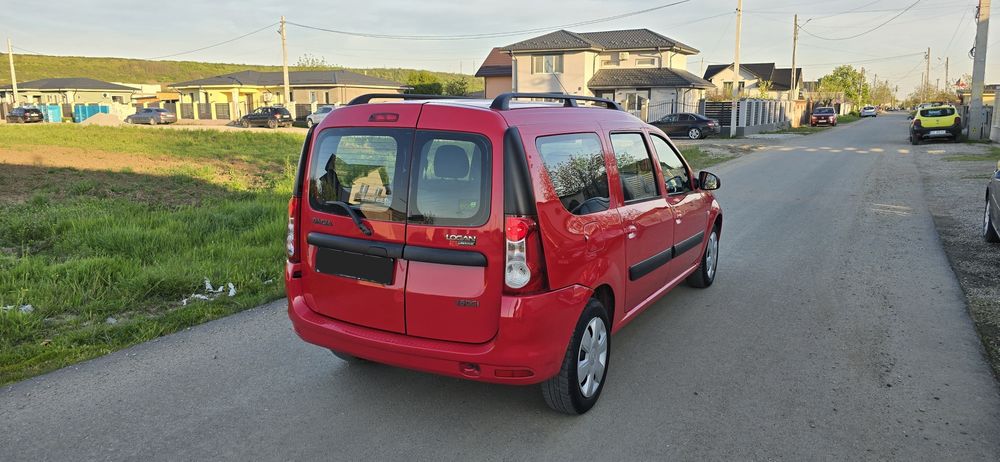 Vând Dacia Logan Mcv