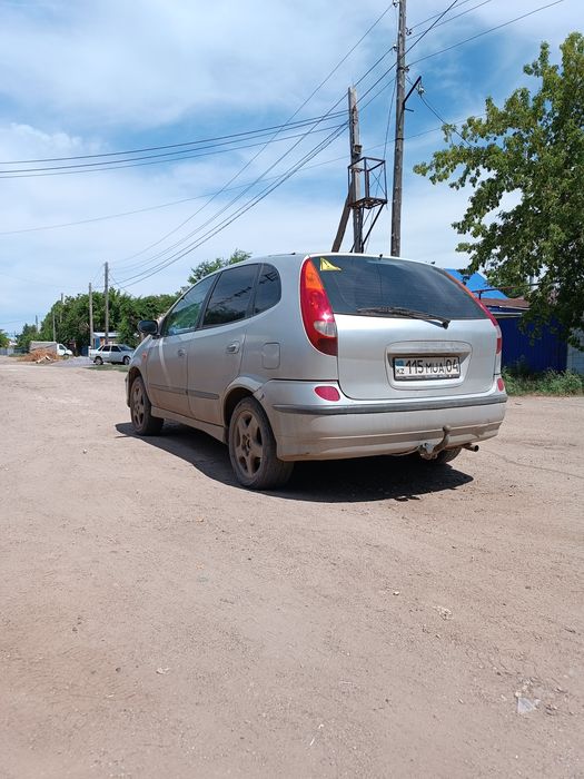 Продам Ниссан примера Тино