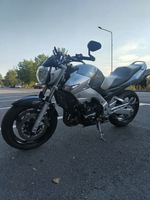 Suzuki GSR 600 R