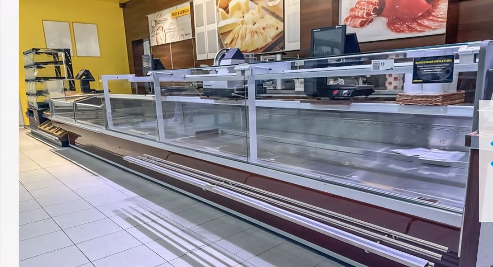 Vitrina mezeluri / lactate