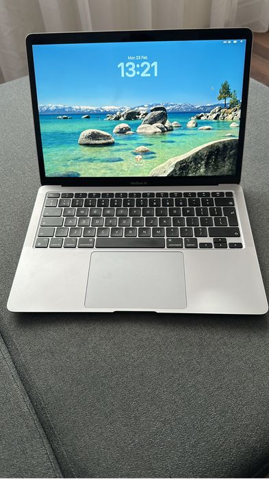 macbook air m1 2021 • Anunturi gratuite • OLX.ro