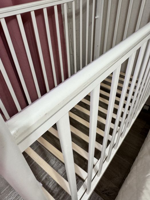 Продам кроватку для малыша