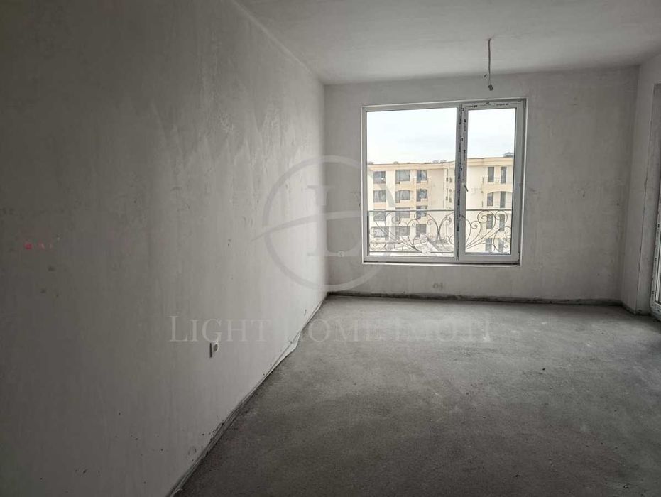 Продава се Двустаен апартамент в Пловдив, Кършияка - 70 кв.м за 1600 €/кв.м - Снимка #1