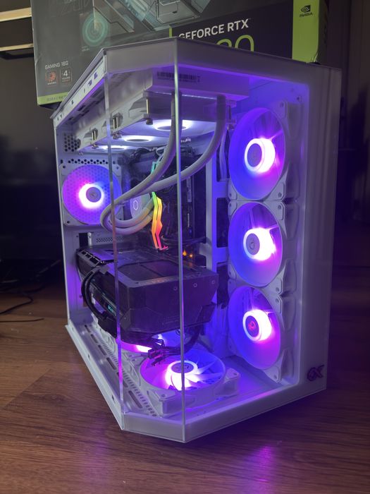 Геймърски компютър/ I9 13900K/Водно/64GB/RTX 5080/2TB SSD