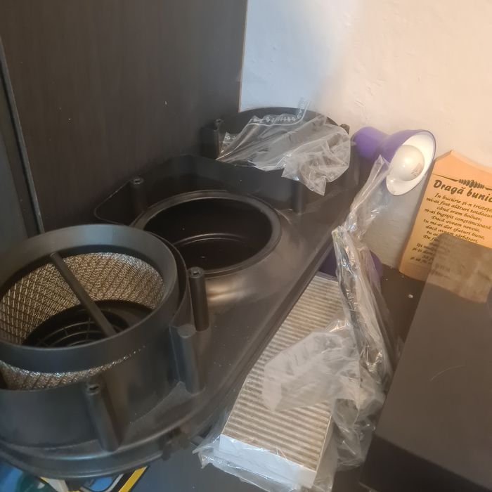 Plita electrica bora cu hota incorporata